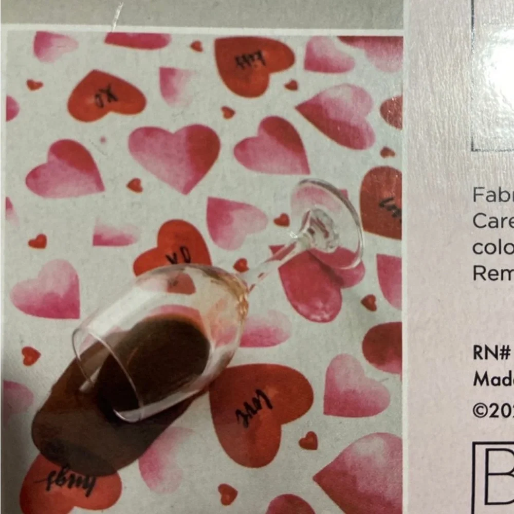 Love Notes 60X120 OBLONG TABLECLOTH ♥️